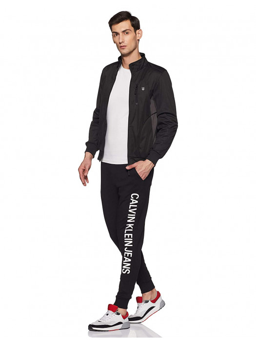 Calvin Klein Jeans Men's Relaxed Fit Jogger